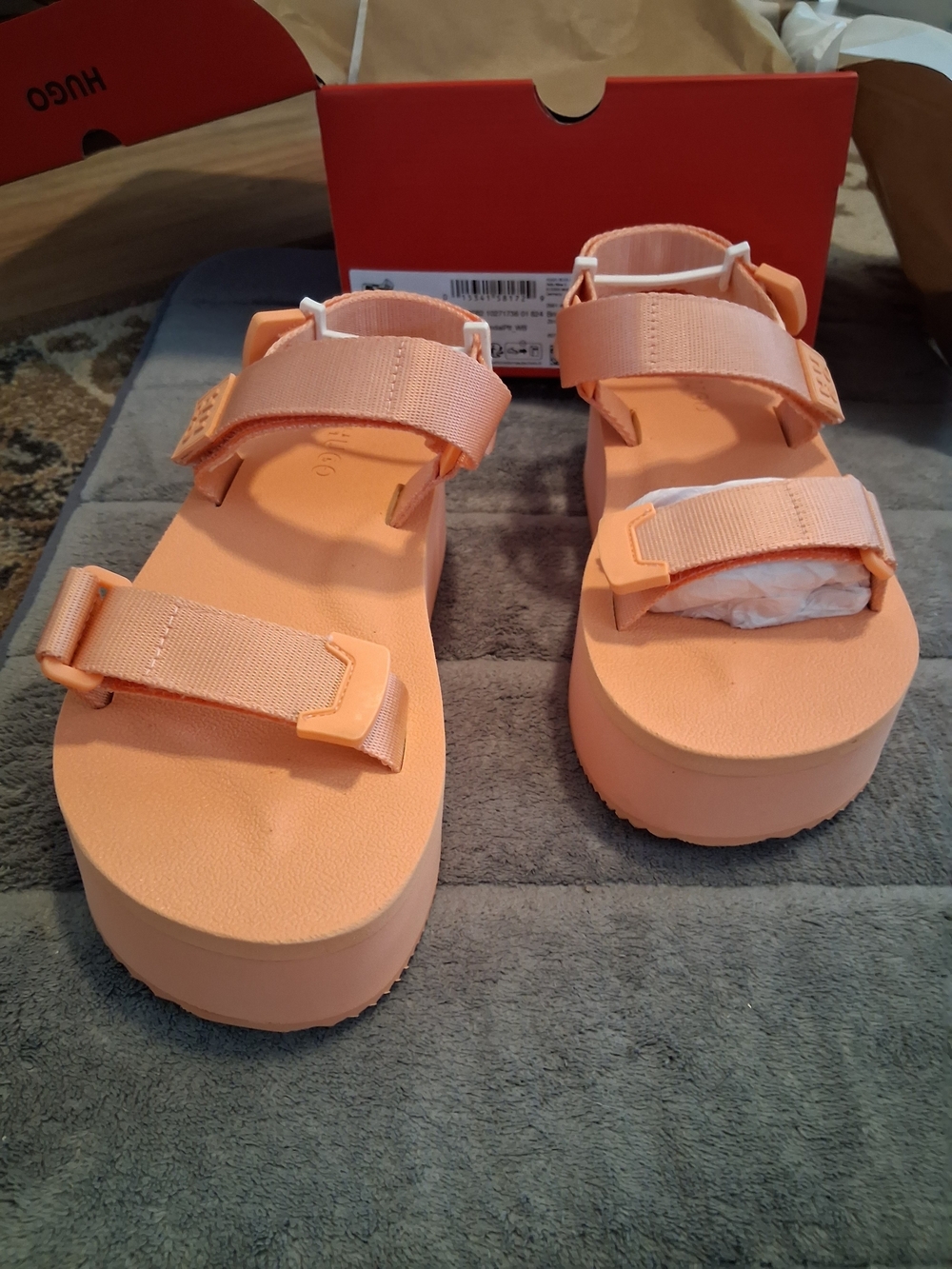 HUGO ZARALYN Peach Adjustable Strap Platform Sandals